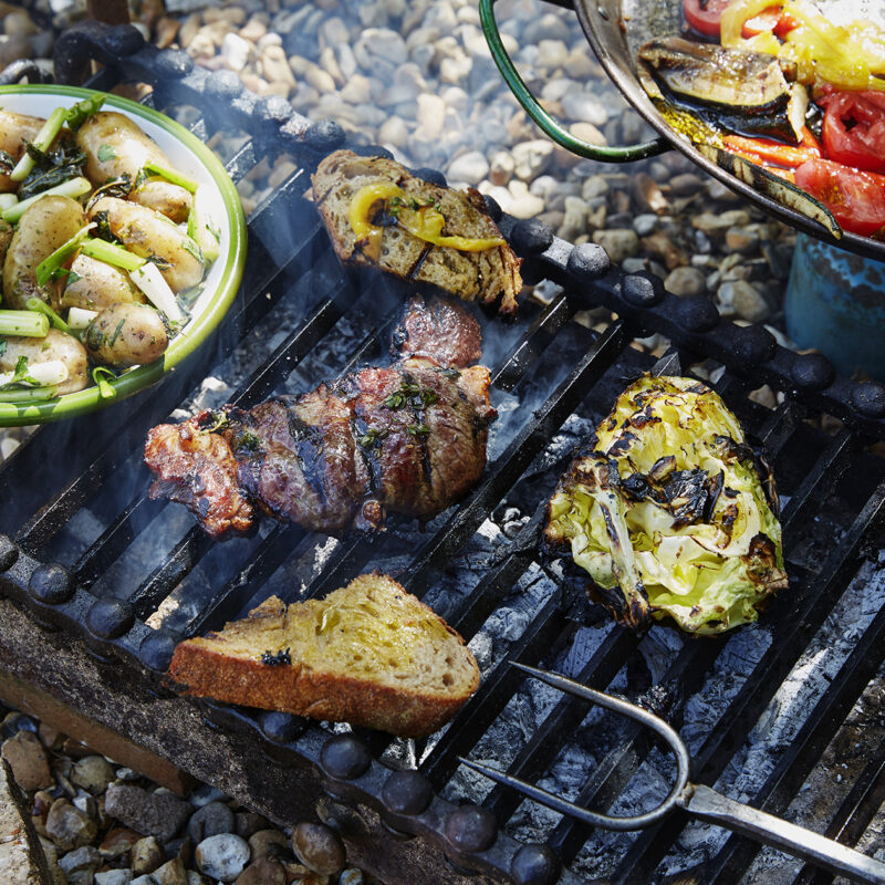 SussexPeasantTwo_Steak_124_edit_web (2) SussexPeasantTwo_Steak_124_edit_web (2)